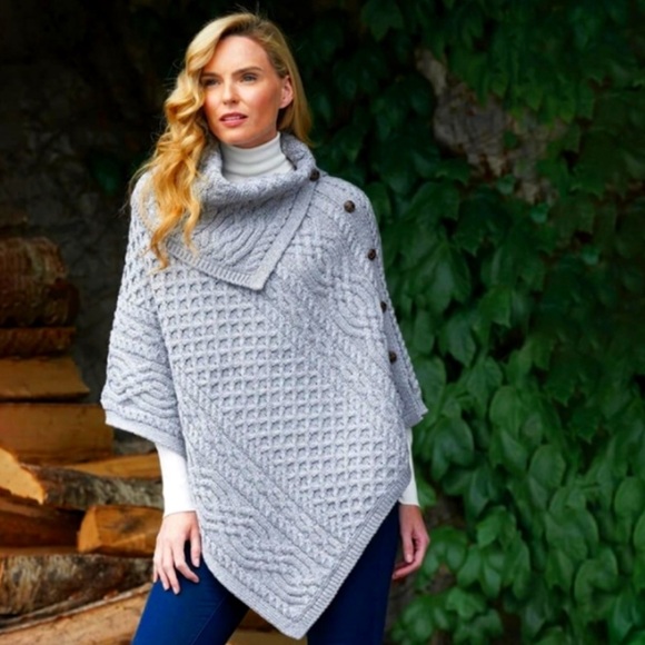 Aran Crafts NWT Merino Wool Poncho Sweater Women’s Size M/L Gray Cowl Neck - Picture 1 of 8